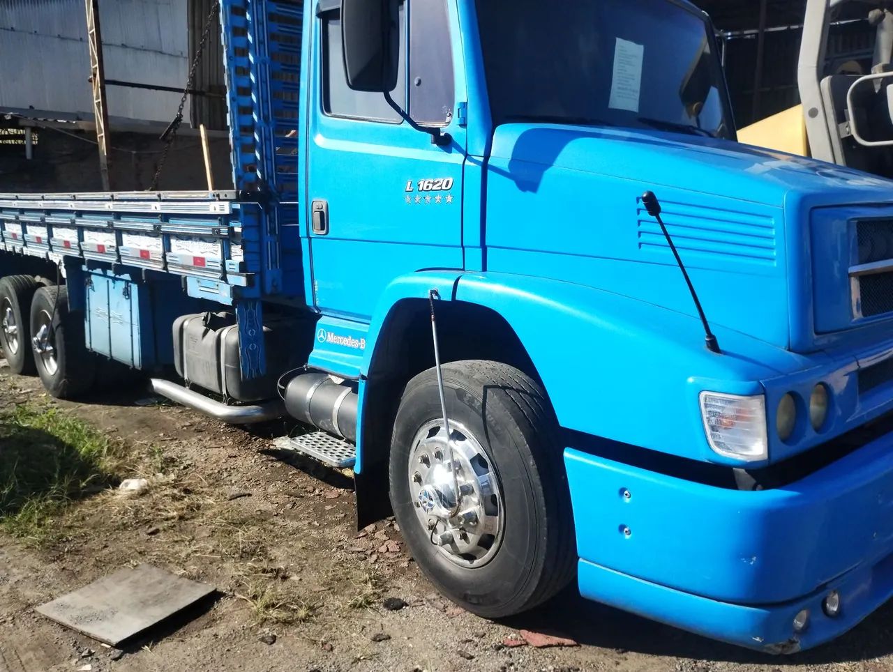 MB 1620 truk ano 2001  - Foto 2
