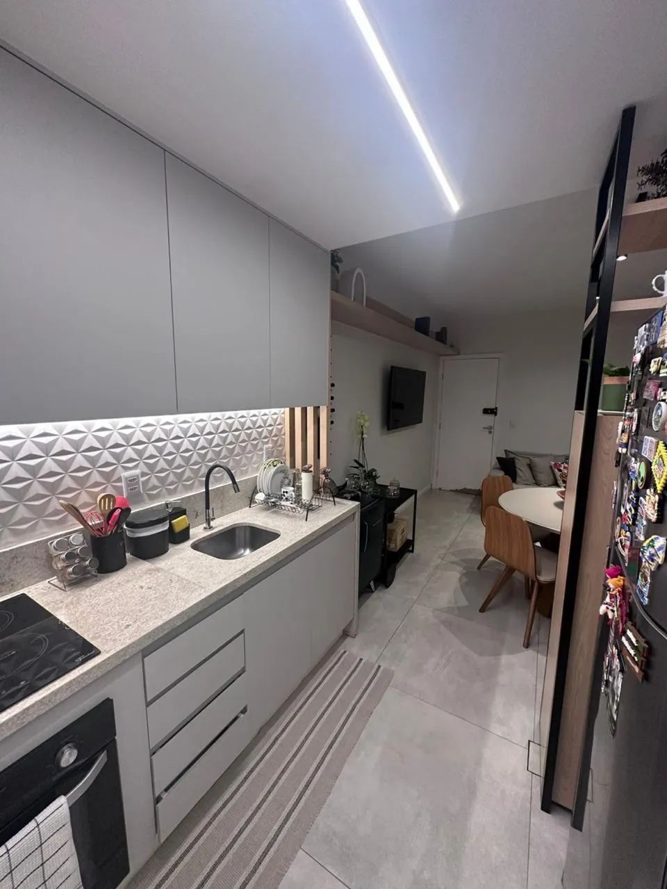 Vendo apt 2/4 reformado com elevador Hyara Center Sobradinho - Foto 3