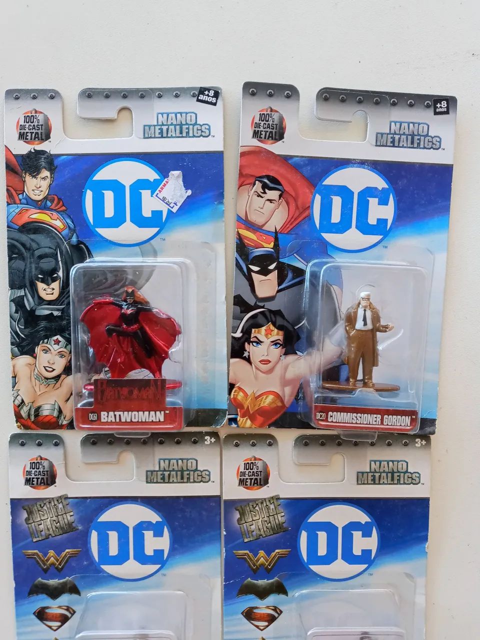 4 metalsfigs de super herois - Foto 2