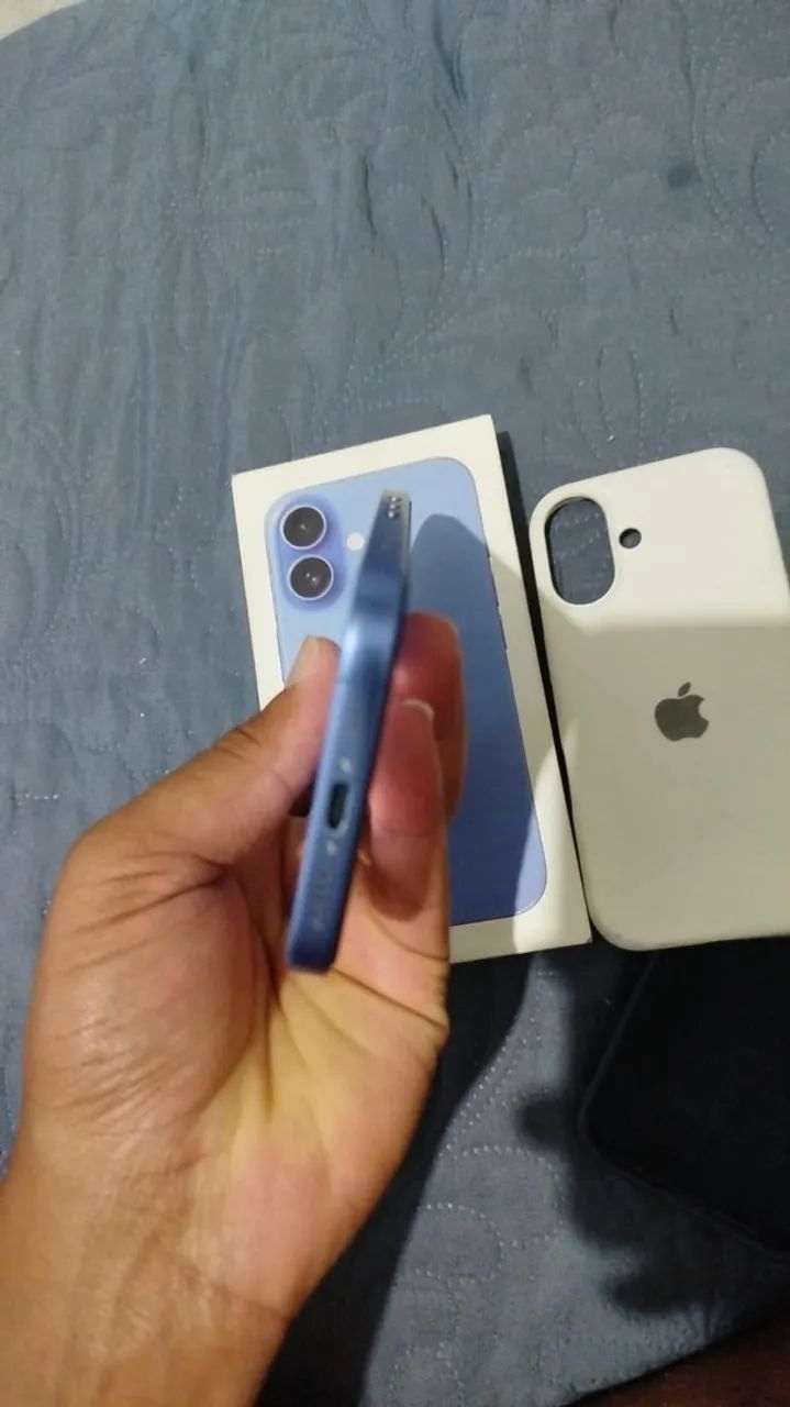 iPhone 16  - Foto 2