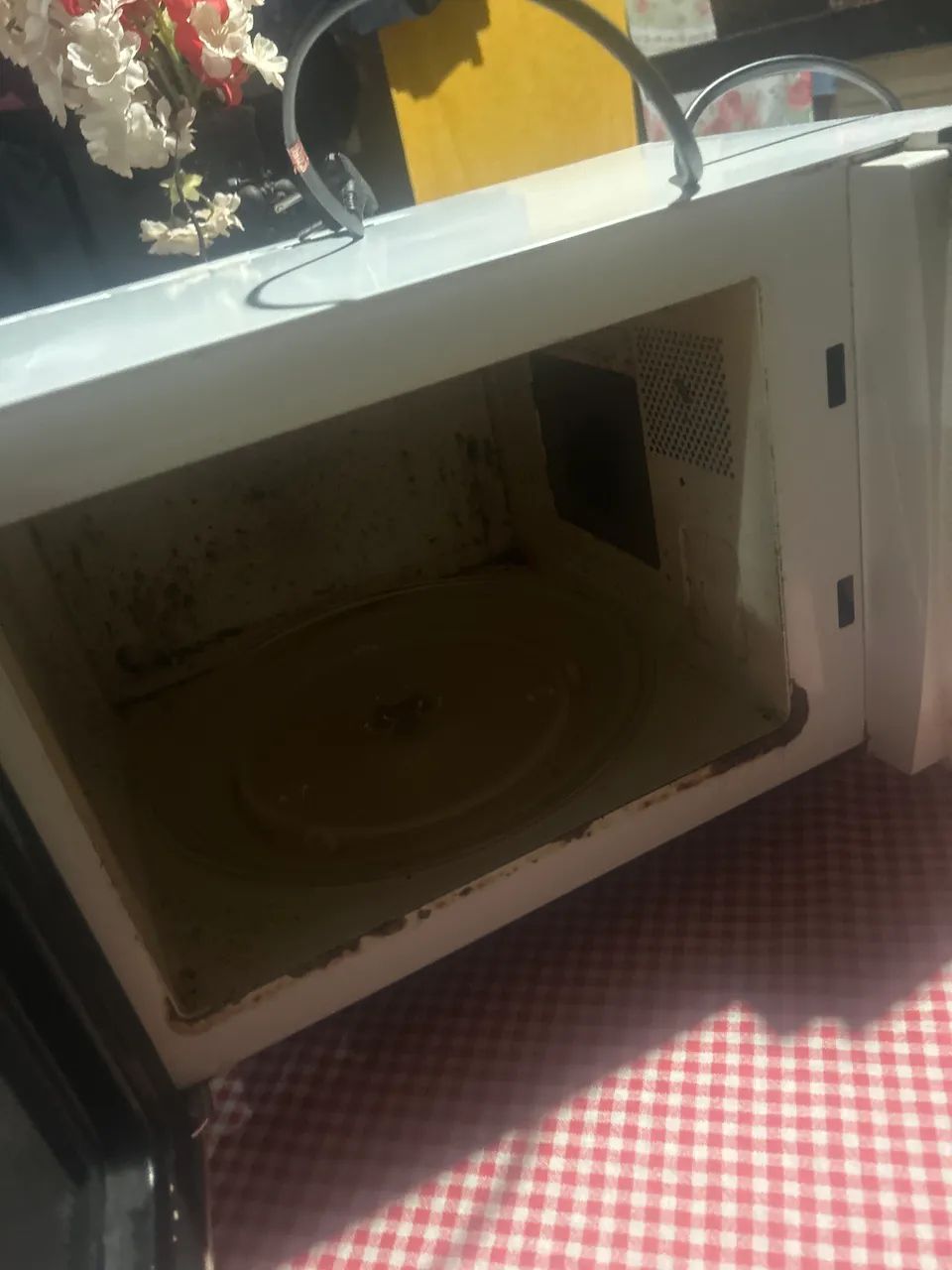 Microondas usado (não está funcionando ) - Foto 2
