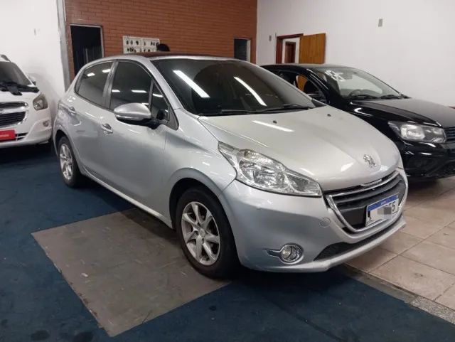 Peugeot 208 208 Allure 1.5 Flex 8V 5p 2014