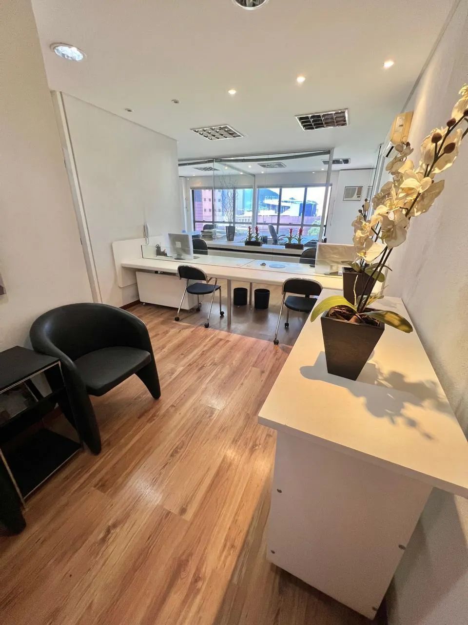 Sala Comercial Mobiliada P/ Locação na Enseada do Suá - Vitória ES - Foto 4