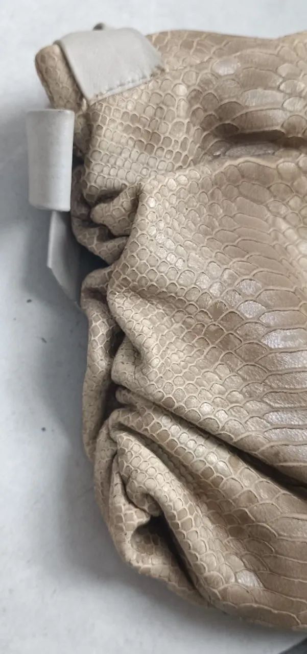 Bolsa clutch em couro (Piton) - Foto 3