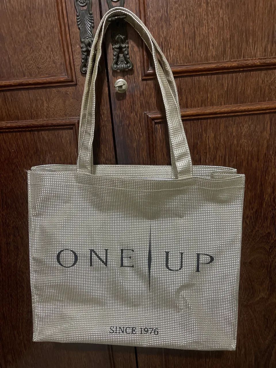 Bolsa ONE UP dourada 