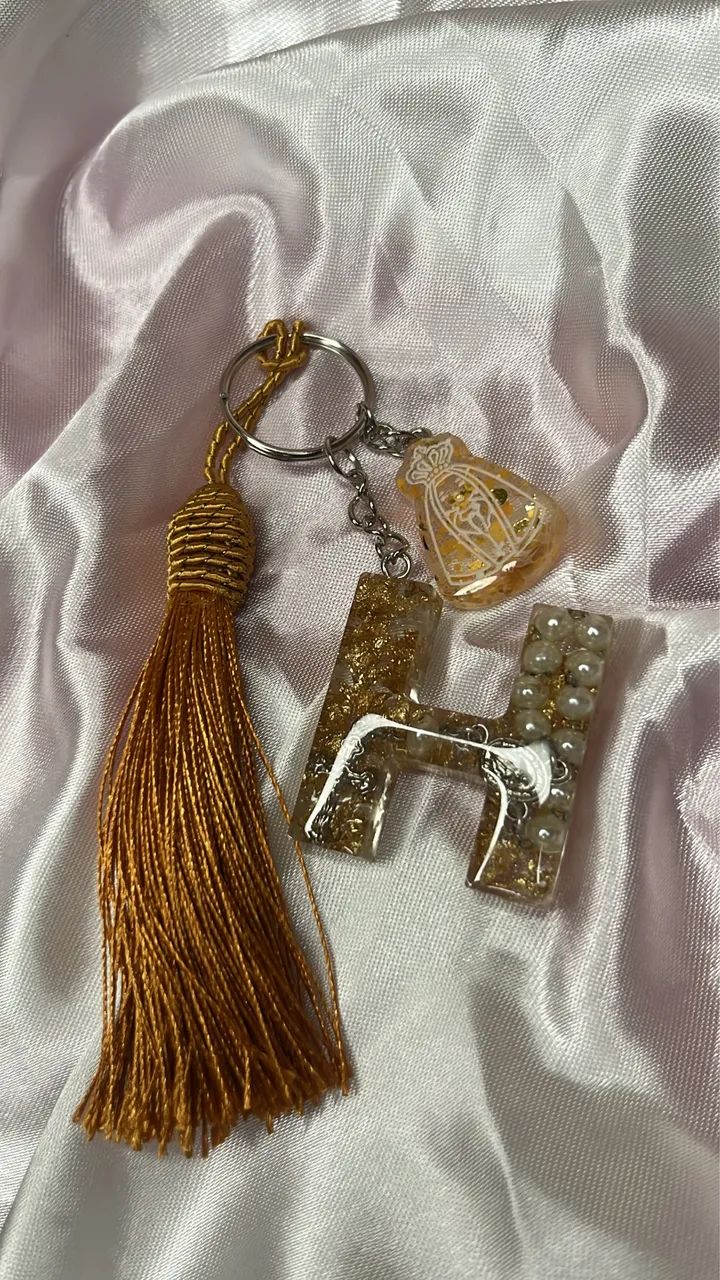 Chaveiro de letra dourado  - Foto 5