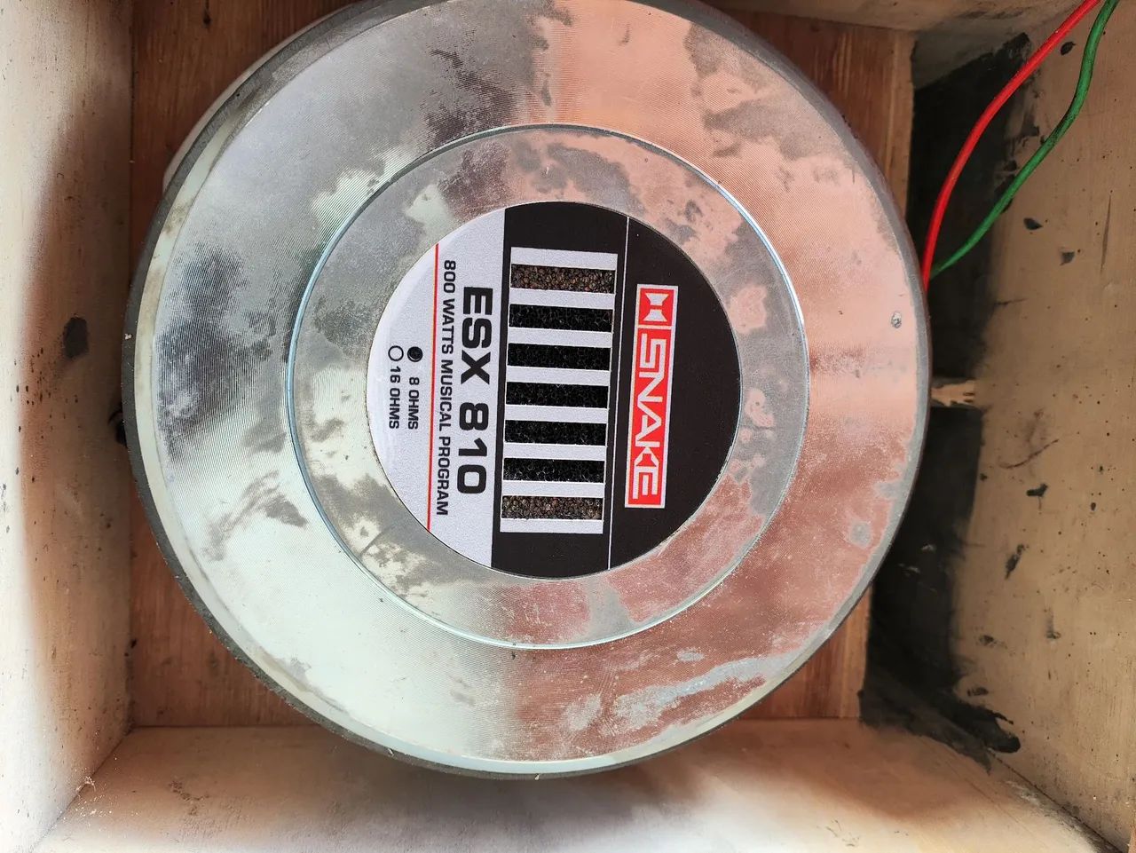 Vendo médio grave e caixote de 10 polegadas 