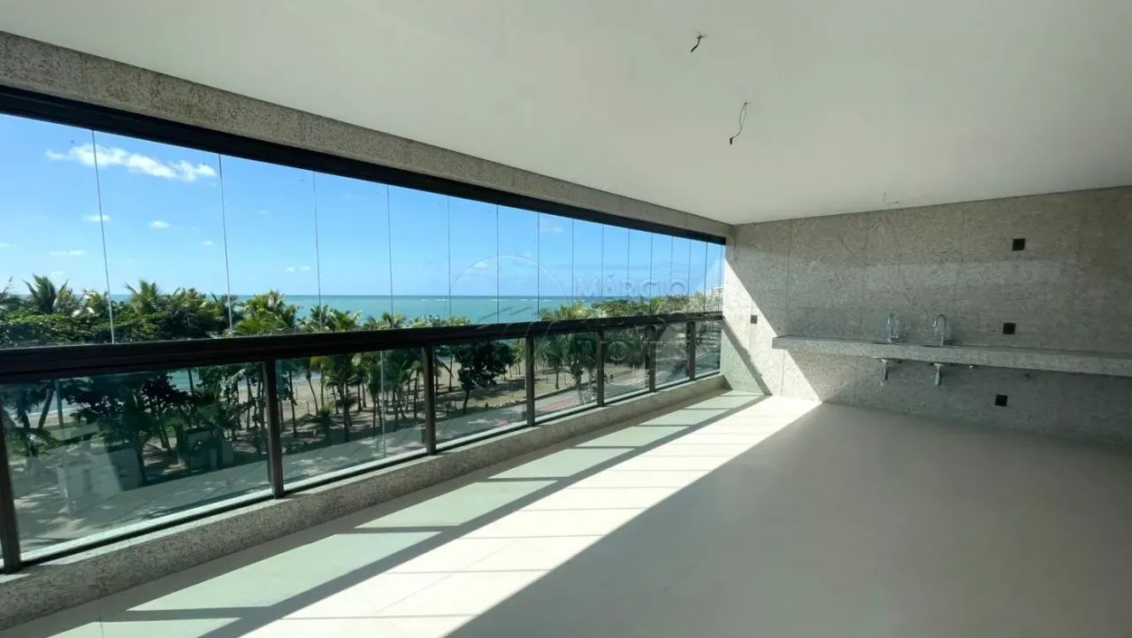 Apartamento Nascente à Beira-Mar com 4 Suítes e Varanda à em Maceió - Foto 4