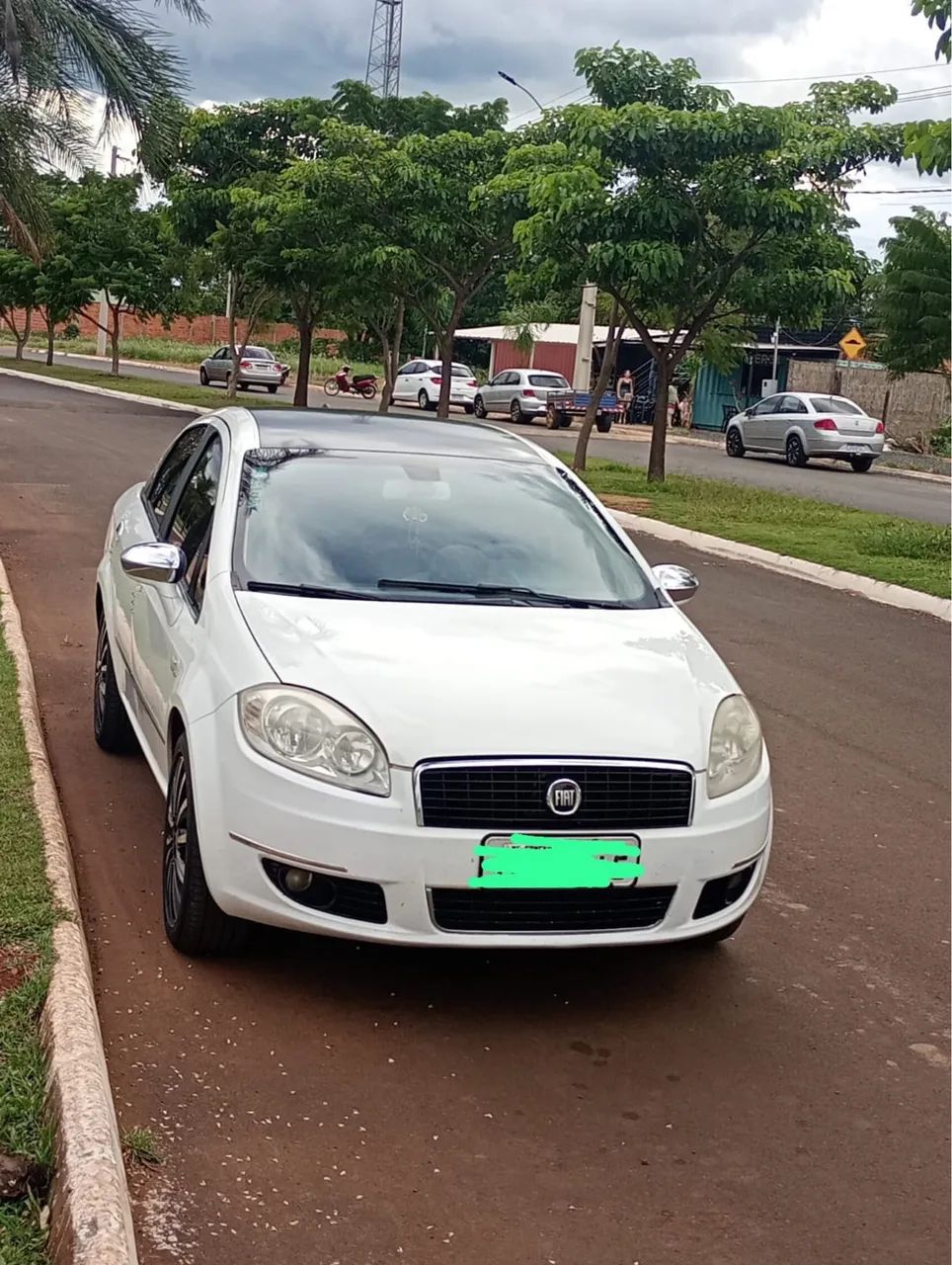 Fiat Linea Absolute 1.9/1.8 Flex Dualogic 4P 2011 - Foto 4