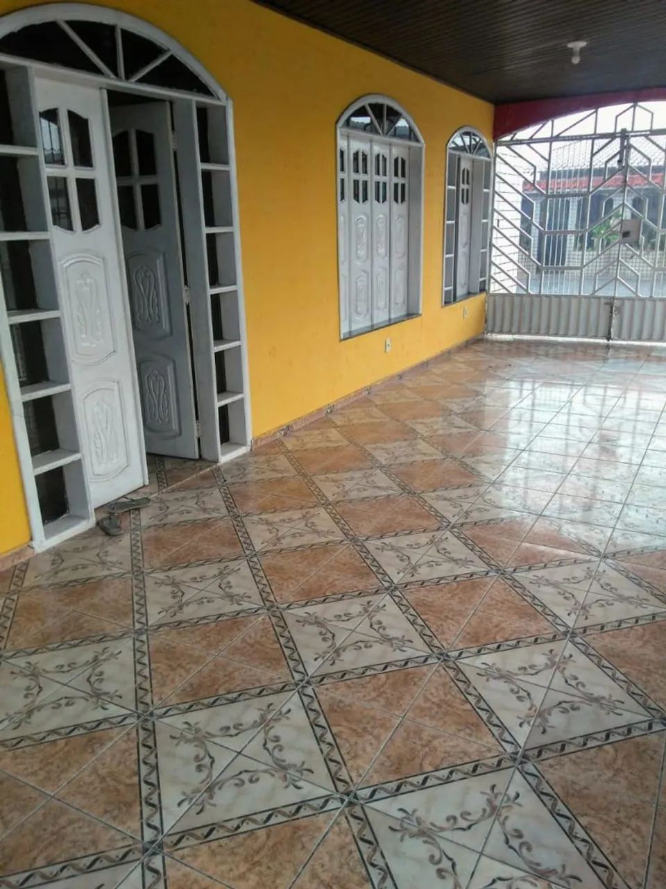 Alugo casa para residência 