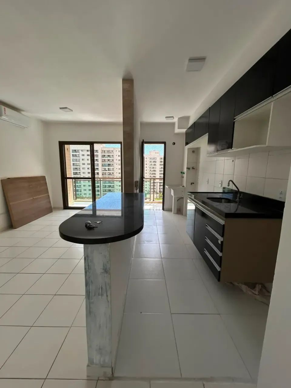 APARTAMENTO NO JARDINS COM 3 QUARTOS