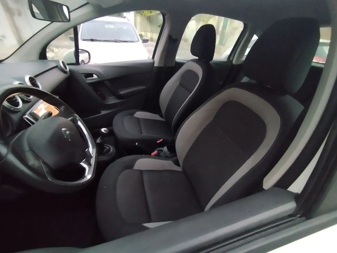 Citroen C3 Style ED. Pure Tech 1.2 Flex 12V Mec. 2017 - Foto 4