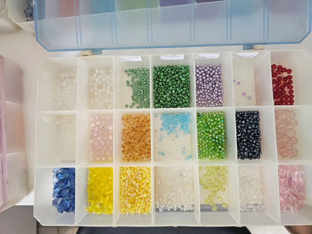 Kit de miçangas e itens para bijus etc. - Foto 2