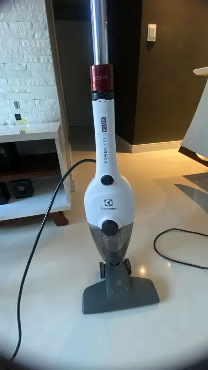 Aspirador vertical Electrolux  - Foto 2