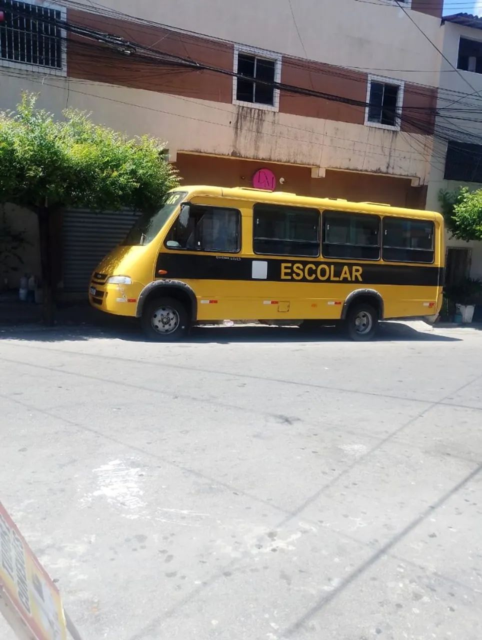 Vendo micro-ônibus 