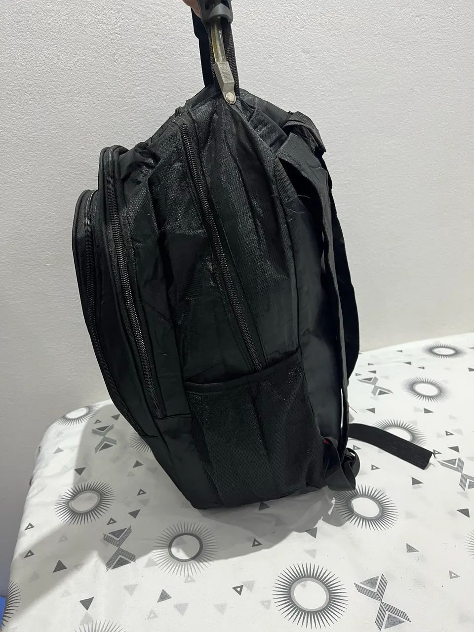 Mochila preta básica  - Foto 4