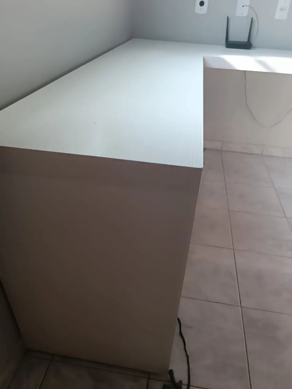 Mesa em L Branca p/Estudos e Trabalho - Foto 3
