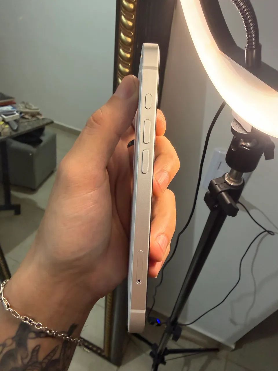 iPhone 16E 128 GB 100% da bateria  - Foto 2
