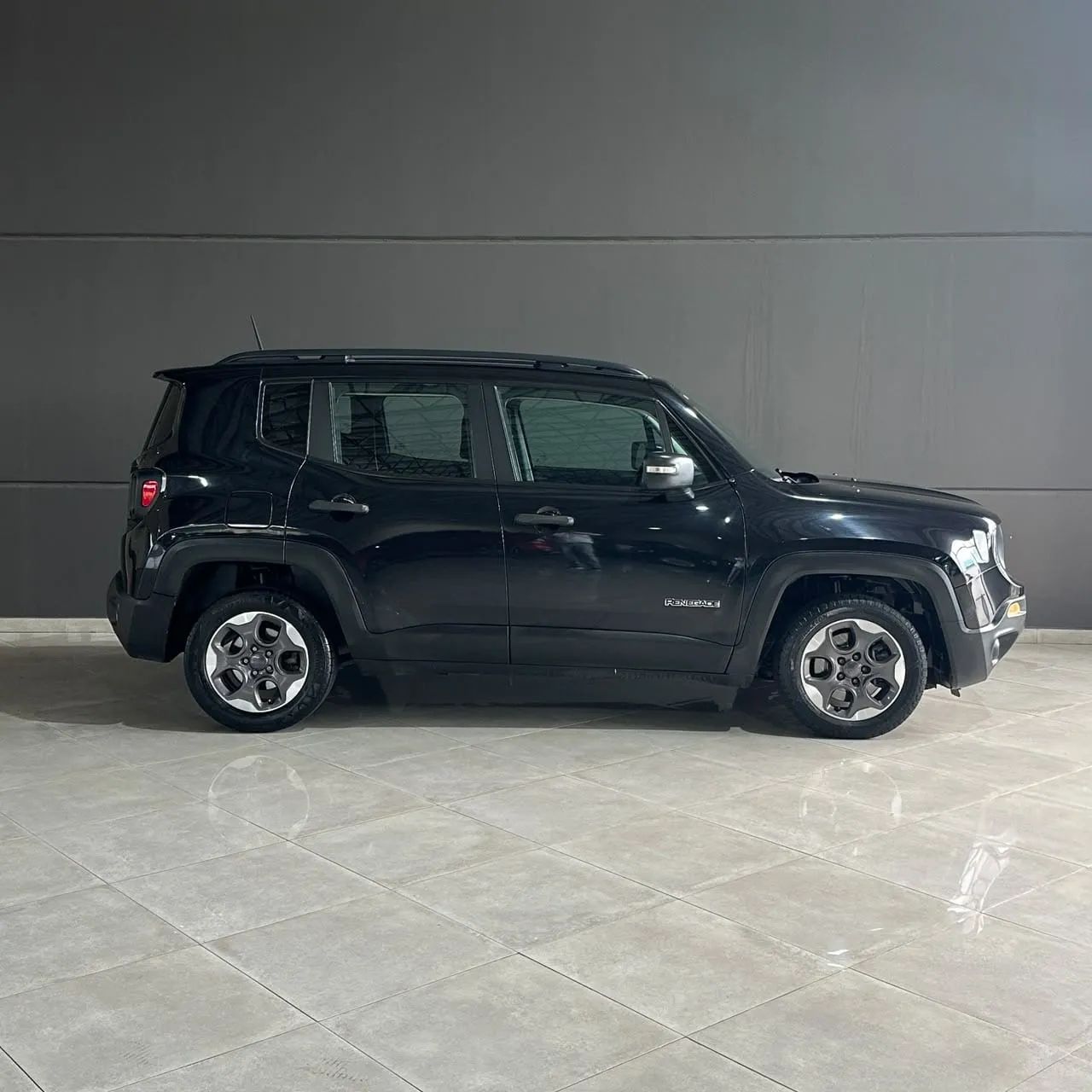 Jeep Renegade 2020 - Foto 4