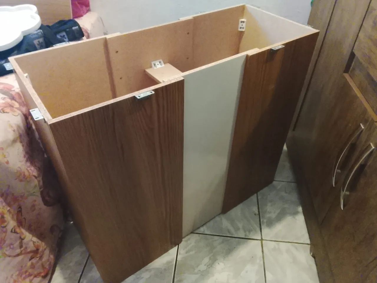 Mesa 2 metros com 4 cadeiras 