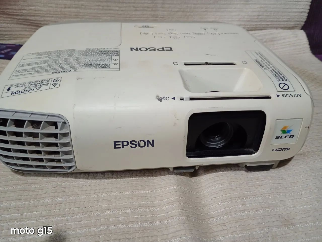 Projetor EPSON p em perfeito estado  - Foto 3