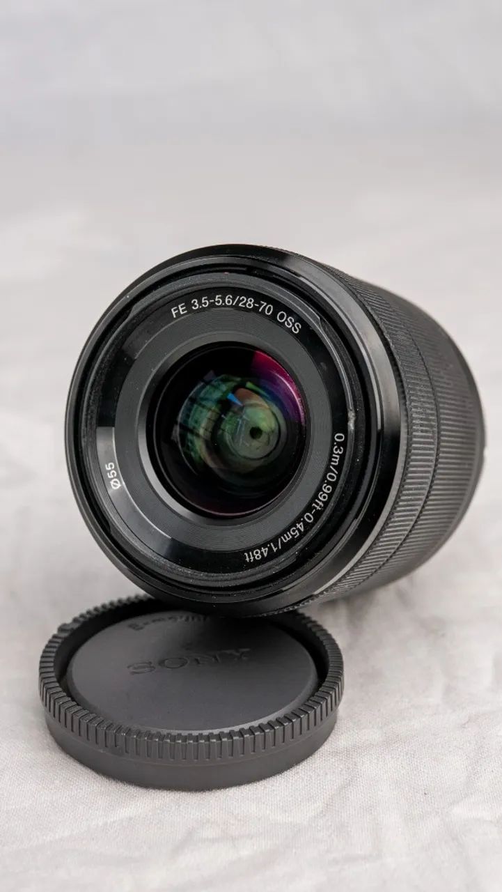 Sony FE 28-70mm f/3.5-5.6 OSS