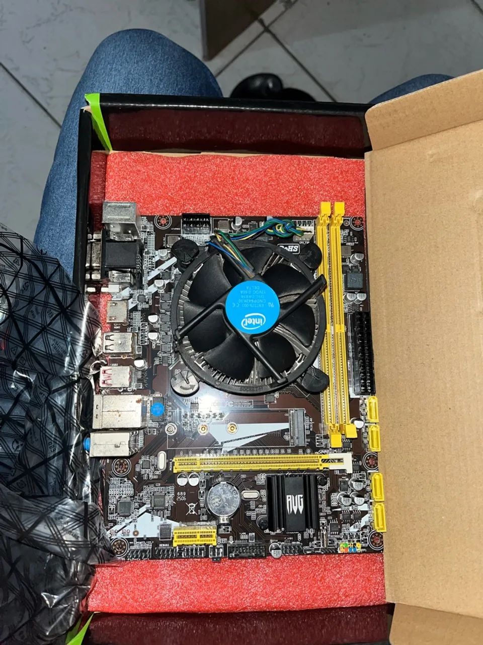 I3 9100f com placa mãe Revenger  - Foto 2