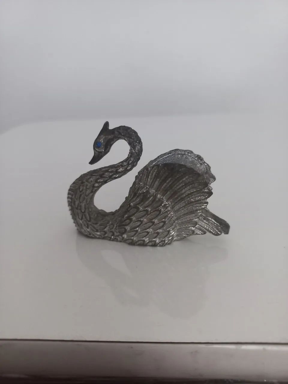 Porta palitos de dentes prateado em forma de cisne  - Foto 2