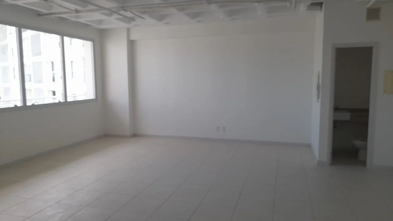 Sala Comercial de 57.23m² no bairro Pedra Branca - Foto 2