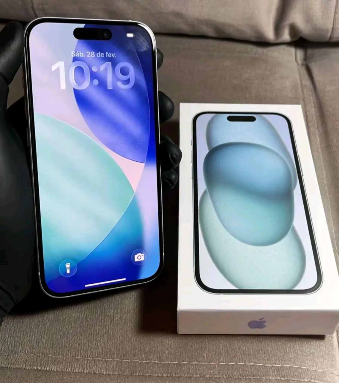 IPhone 15 azul - Foto 3