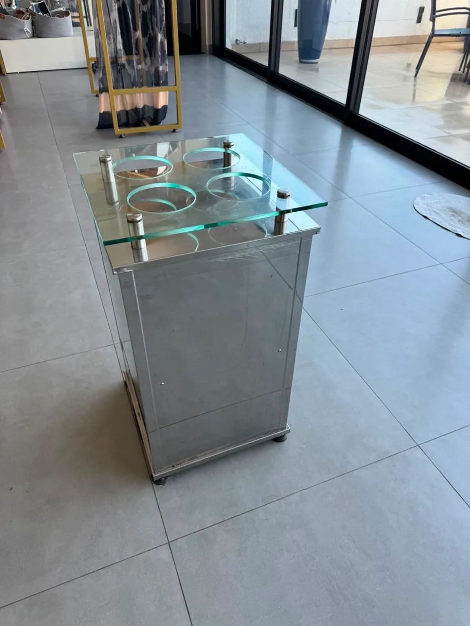 Suporte de shampoo para cabeleireiro  - Foto 2