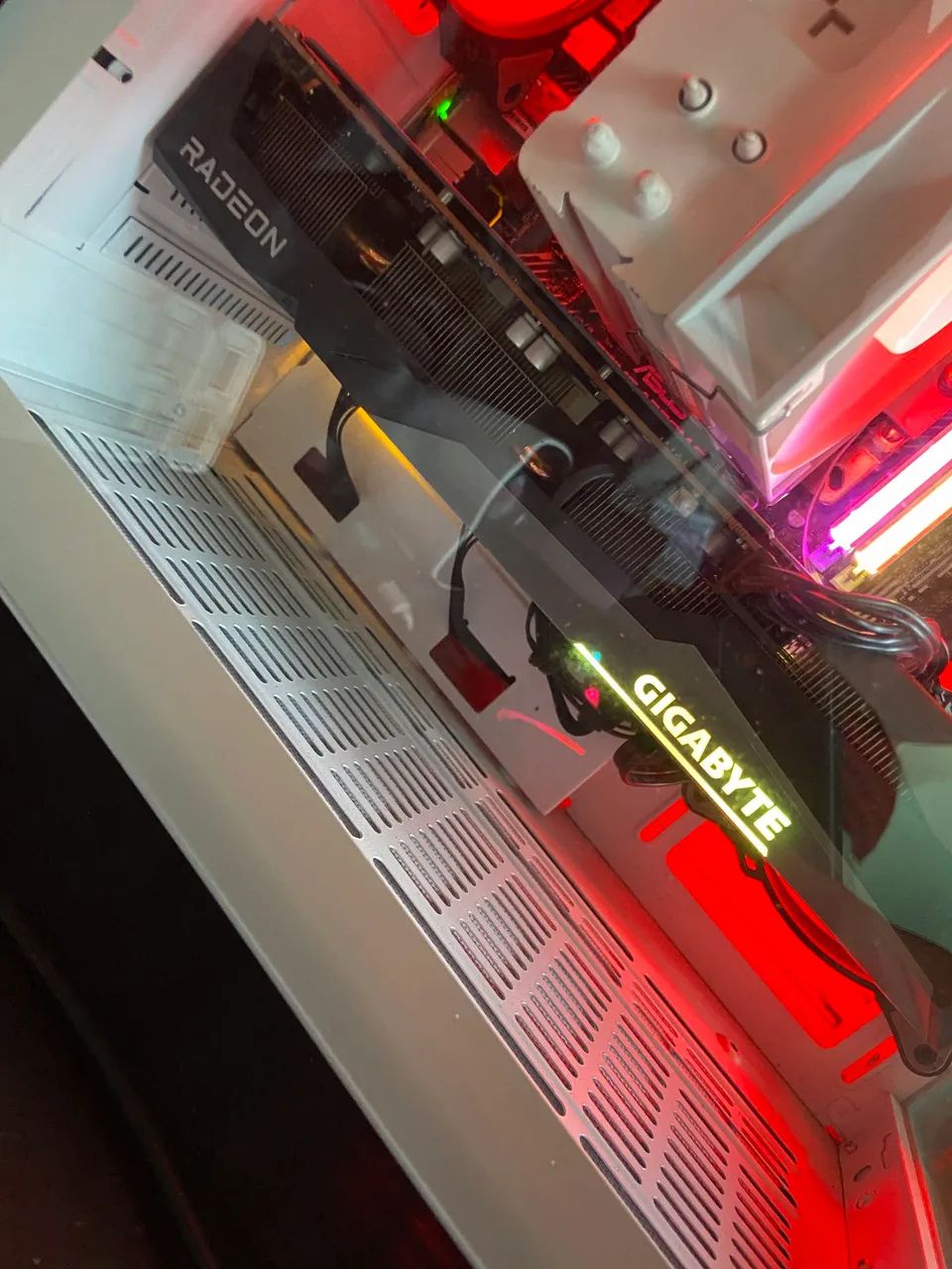 Rx7600 triple fan gigabyte495473006855464963