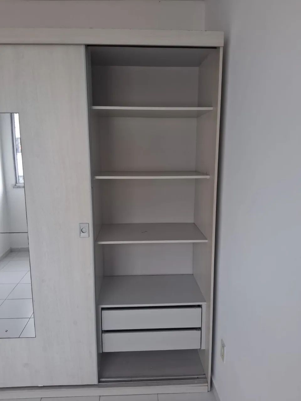Vendo guarda-roupa  - Foto 2