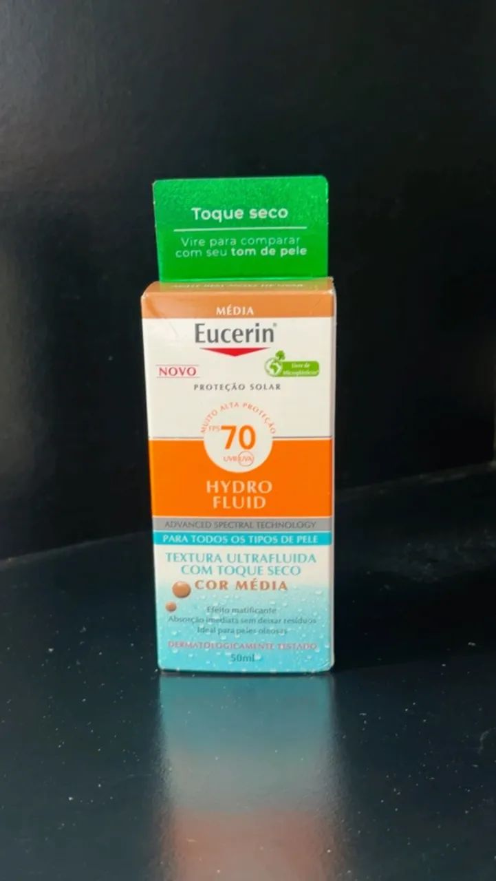 EUCERIN - Hydro Fluid Fps 70 (cor média)