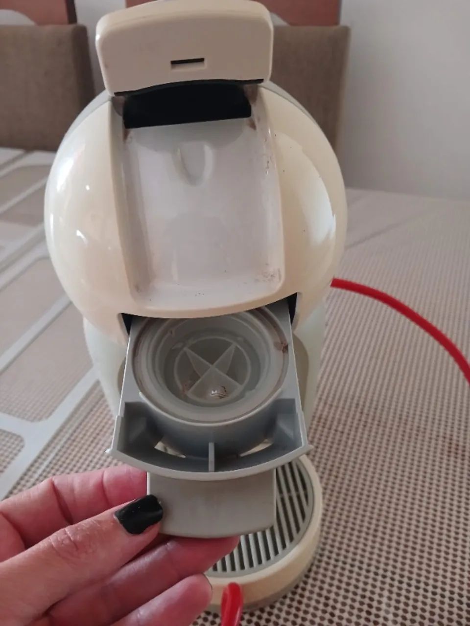 Máquina de Café Dolce Gusto Arno - Prática e Elegante - Foto 3