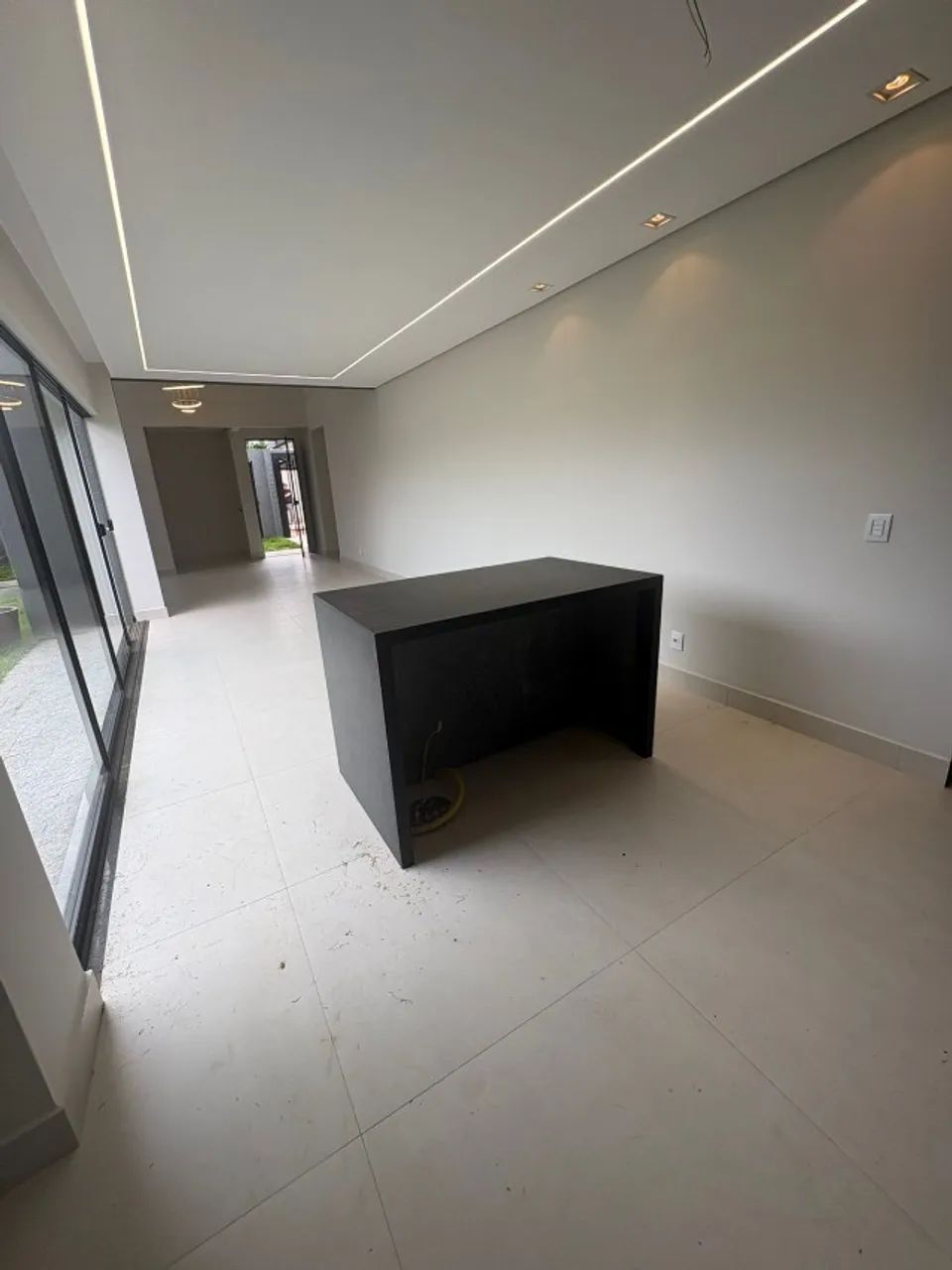 Excelente casa com sala com pé direito em Arniqueiras - Foto 5