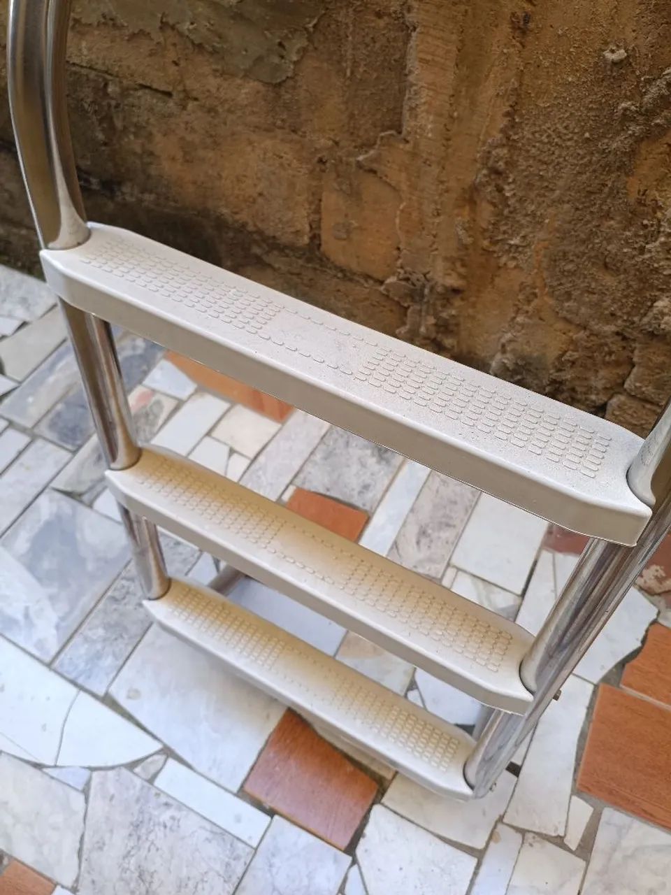 Escada para piscinas - Foto 2