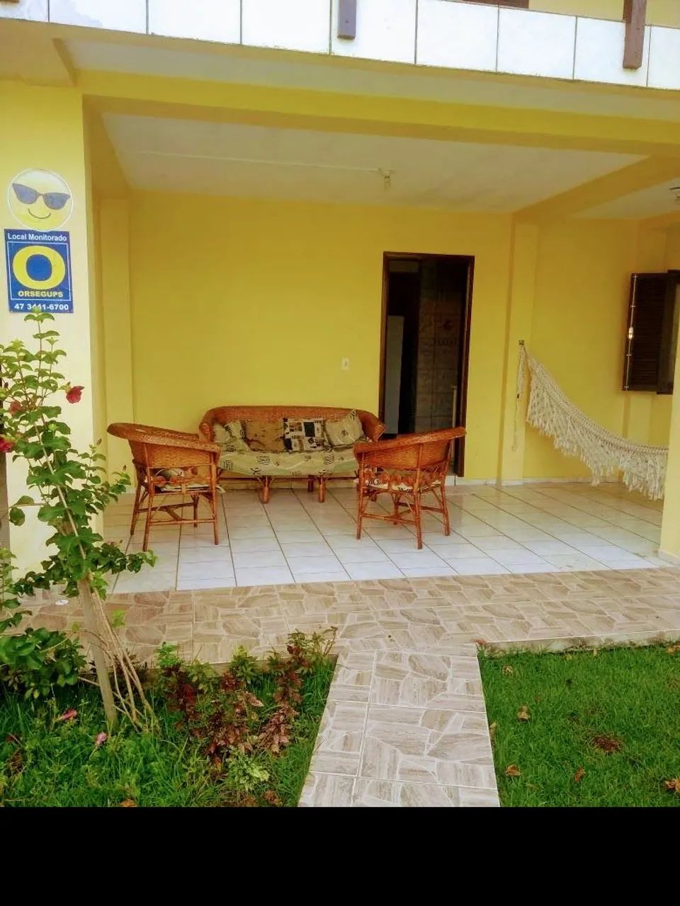 Sobrado para família grande, perto da primeira pedra - Foto 2