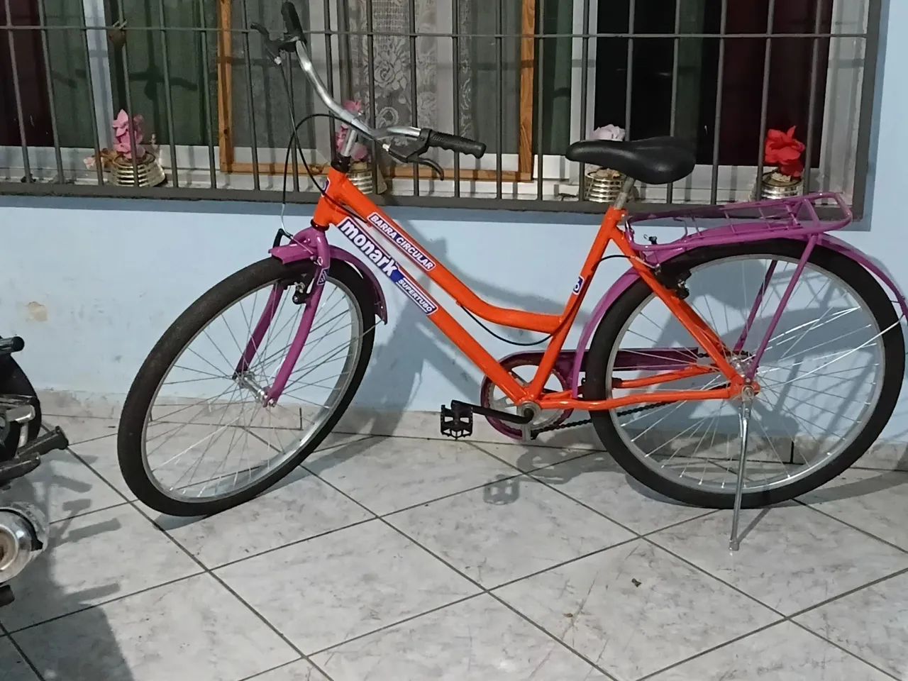 Bicicleta monark aro 26 1"1/2 toda revisada ótima pra trabalhar ou pra passeio. - Foto 2