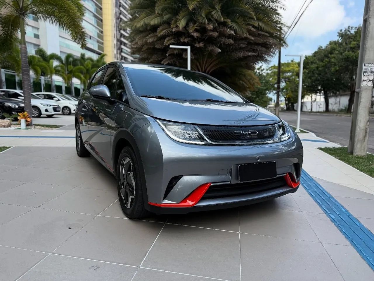BYD Dolphin 2025