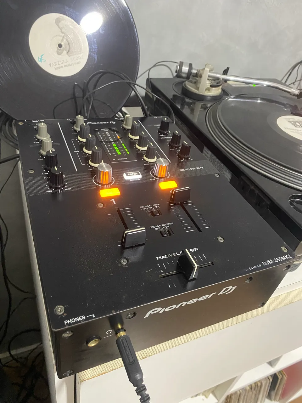 Mixer Pioneer DJM-300S - Equipamentos e Acessórios de Som