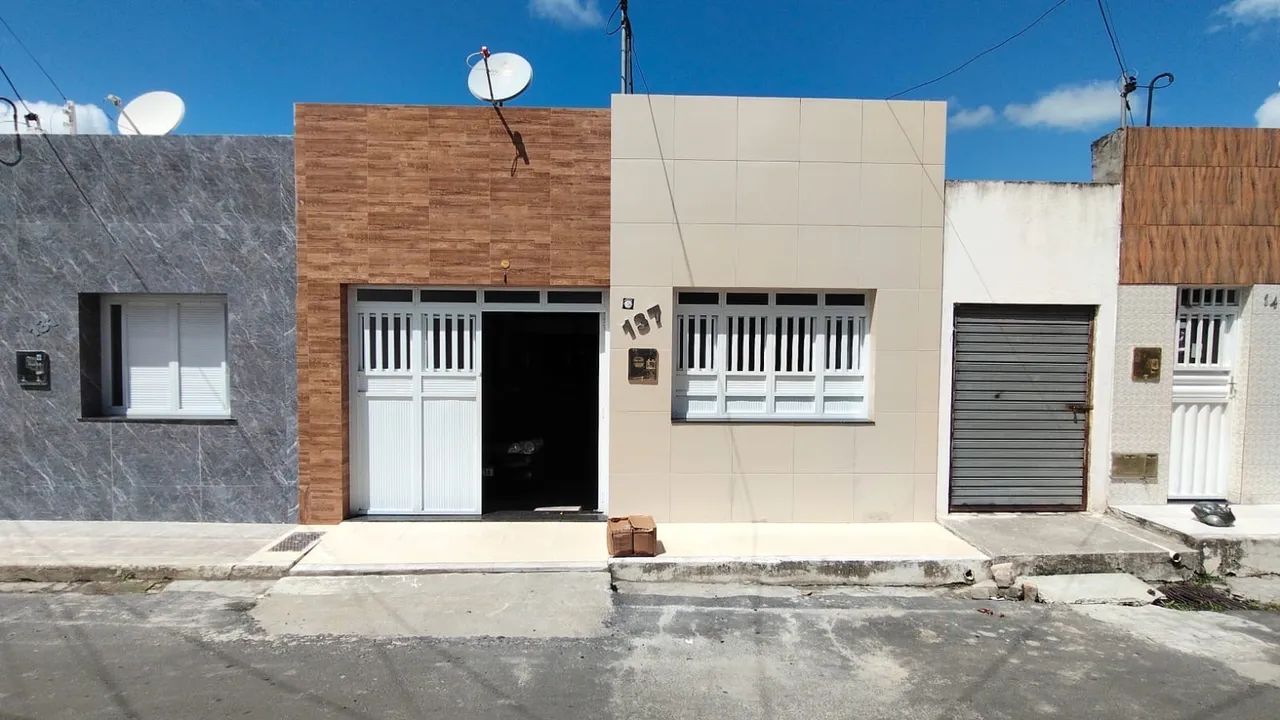 CASA A VENDA