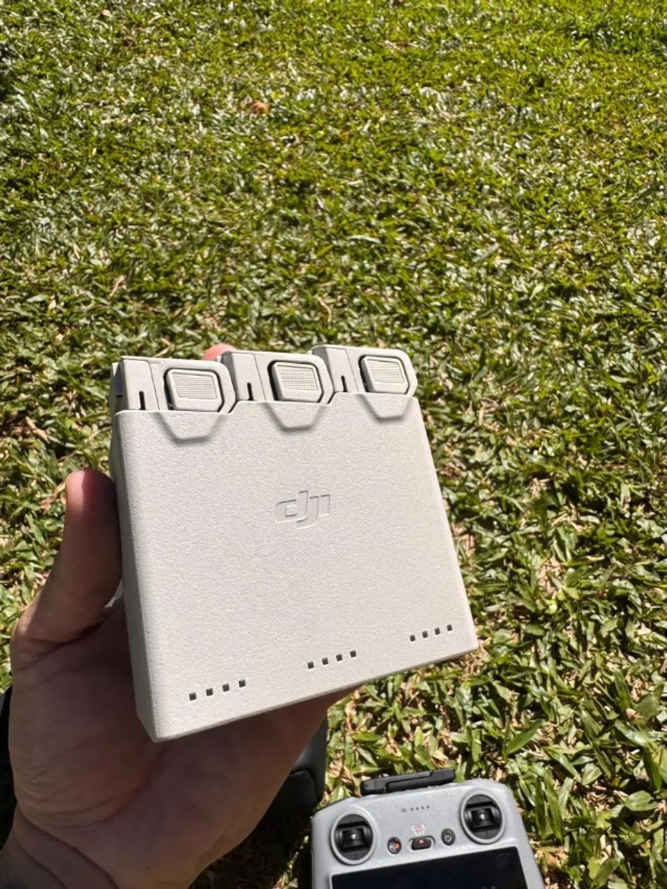 Drone Mini 4 Pro Kit Fly more + controle com tela  - Foto 2