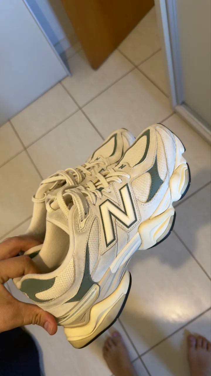 New Balance 9060