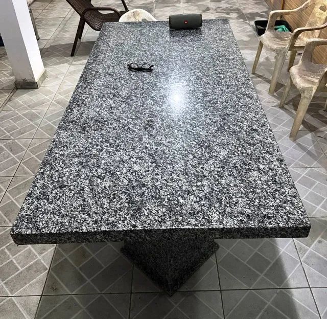 mesa granito65568133891585120