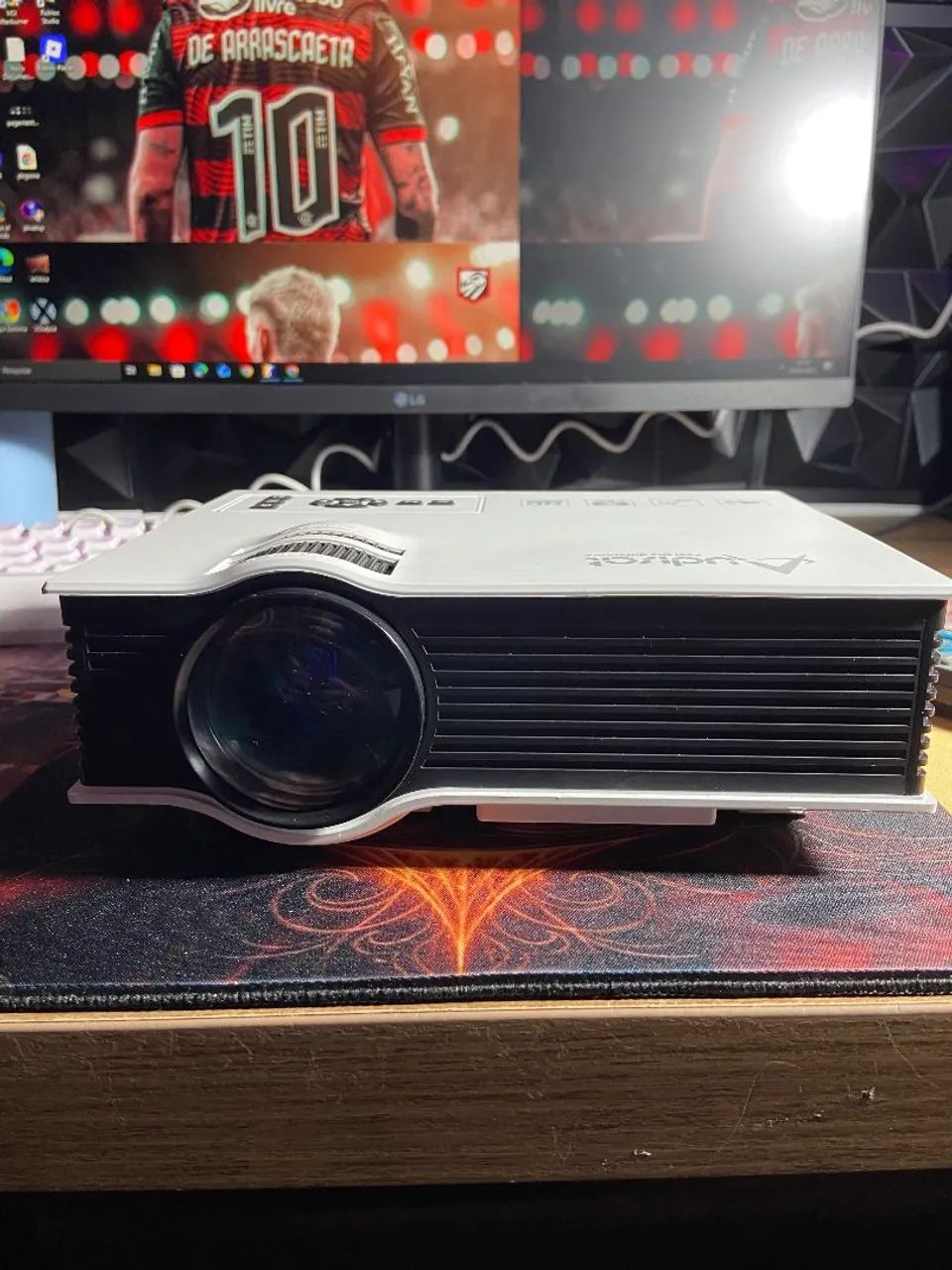 Mini projetor Audisat Au-40 