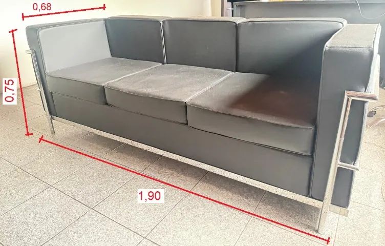 SOFA COURO PRETO 3L