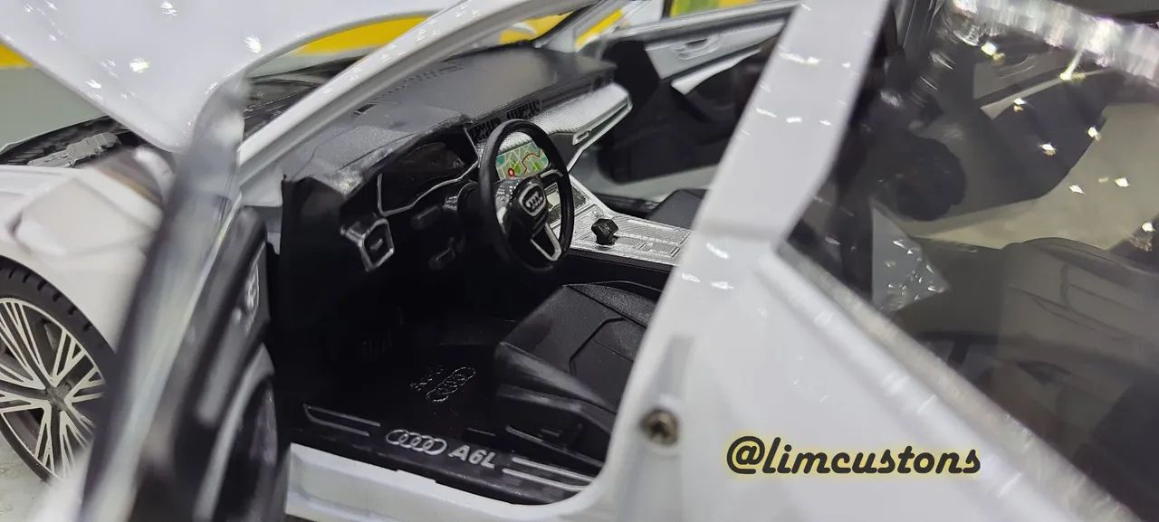 Miniatura 1:18 Audi A6 Branco pérola -  - Foto 4