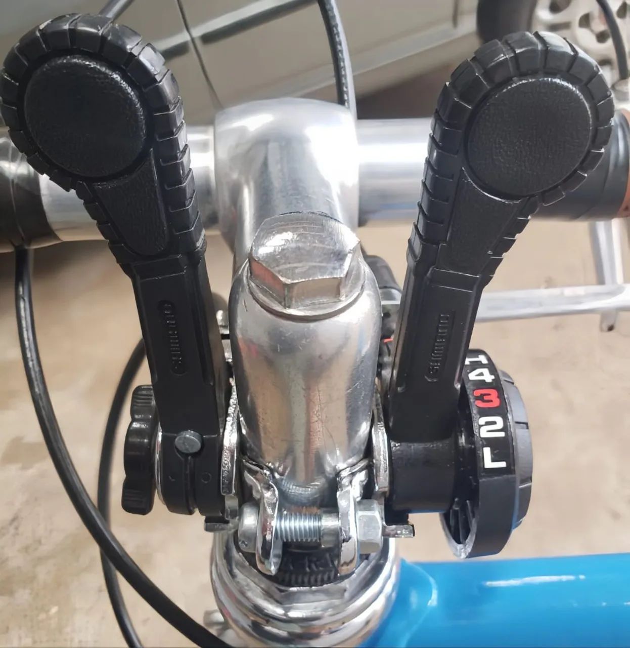 Bicicleta monark 10 aro 27 - Foto 2