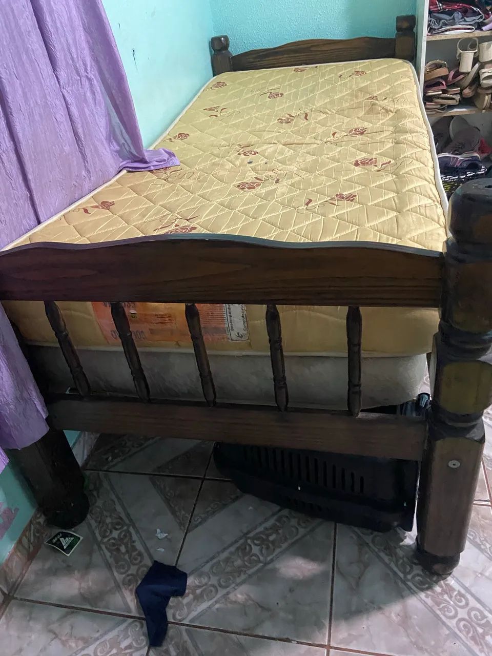 Cama e colchão 